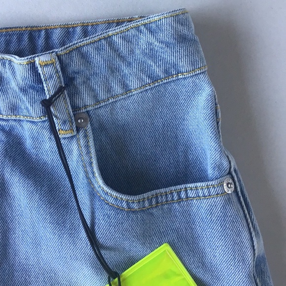 Fiorucci angels denim shorts in light vintage - Picture 12 of 16